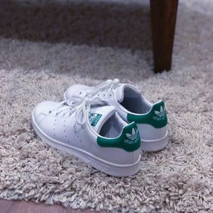 Adidas Stan Smith Sneakers // White & Green